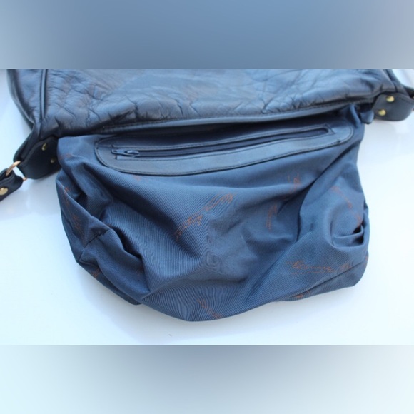 Vintage Etienne Aigner cross body bag - Picture 5 of 14